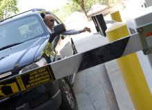parking-gate.jpg